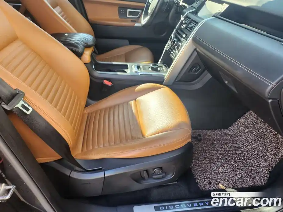 Land Rover Discovery Sport 2018 2.0 Автомат в Москве № 431520, фото 8