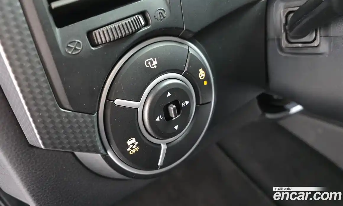 SsangYong Korando 2016 2.0 Автомат в Москве № 454397, фото 13