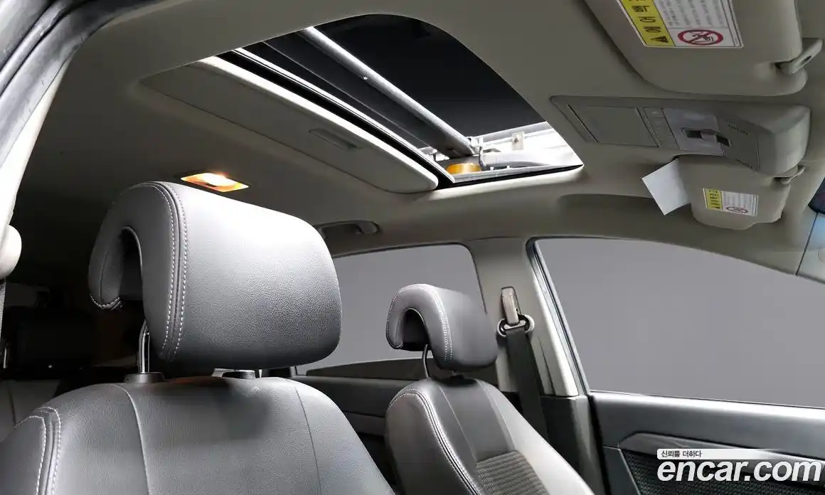 Chevrolet Captiva 2011 2.2 Автомат в Москве № 455193, фото 20