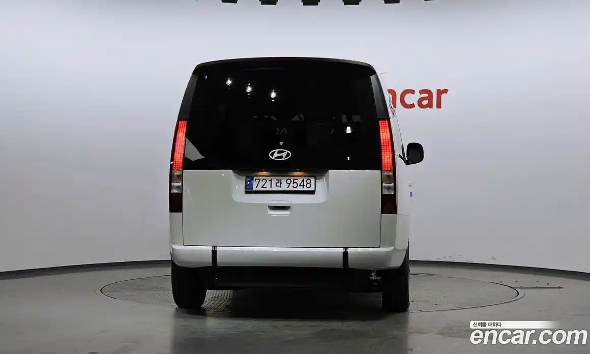 Hyundai Staria 2025 2.2 Автомат в Москве № 456652, фото 4