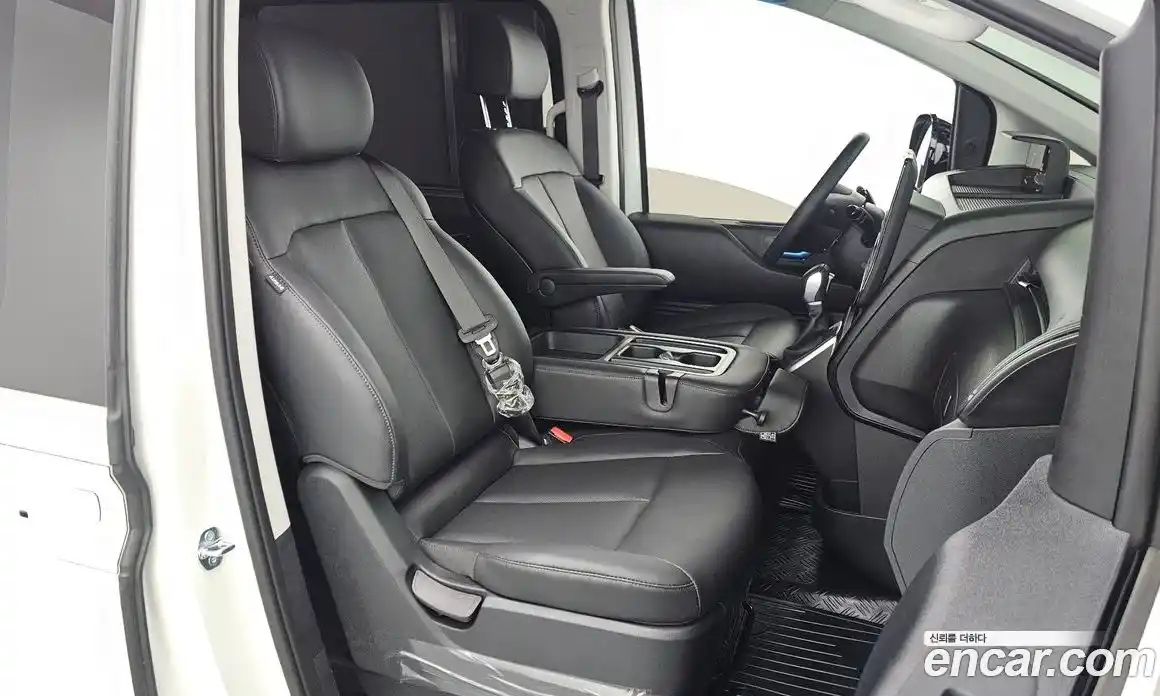 Hyundai Staria 2025 2.2 Автомат в Москве № 456652, фото 10