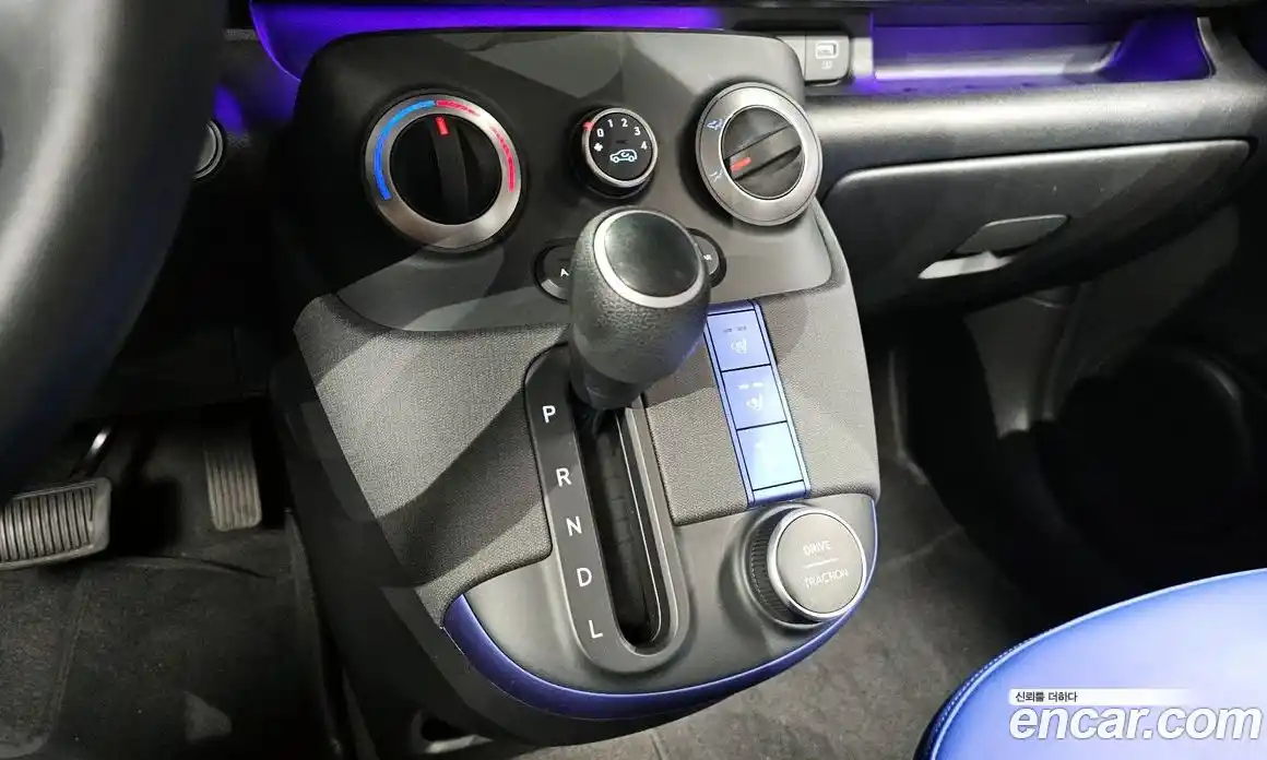 Hyundai Casper 2022 1.0 Автомат в Москве № 457988, фото 9