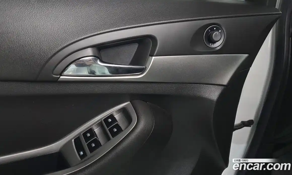 Chevrolet Orlando 2013 2.0 Автомат в Москве № 458083, фото 17