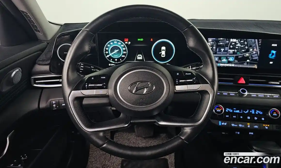 Hyundai Avante 2021 1.6 Автомат в Москве № 458632, фото 13