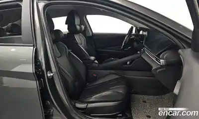 Hyundai Avante 2021 1.6 Автомат в Москве № 458632, миниатюра 10