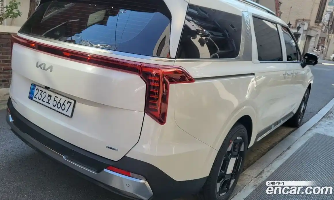 Kia Canival 2026 1.6 Автомат в Москве № 459788, фото 4