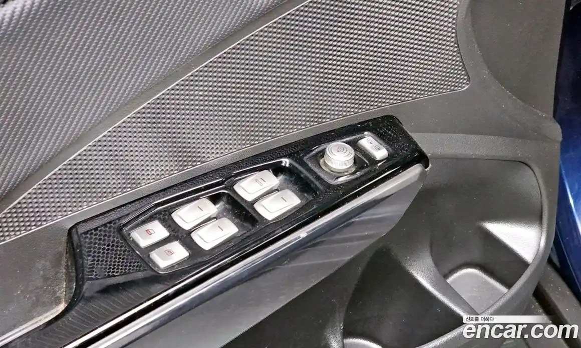 SsangYong TIBOLI 2017 1.6 Автомат в Москве № 462615, фото 19