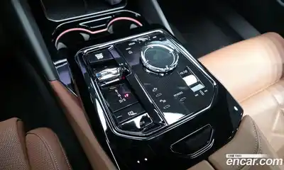 BMW 5-Series 2025 2.0 Автомат в Москве № 463548, миниатюра 8