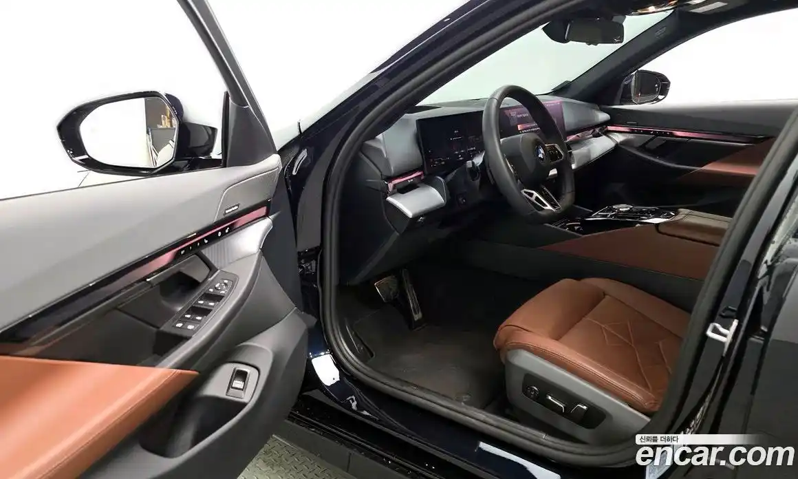 BMW 5-Series 2025 2.0 Автомат в Москве № 463548, фото 9