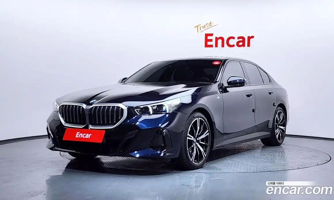 BMW 5-Series 2025 2.0 Автомат в Москве № 463717, фото 1