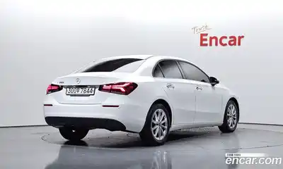 Mercedes-Benz A-Class 2020 2.0 Автомат в Москве № 466237, миниатюра 2