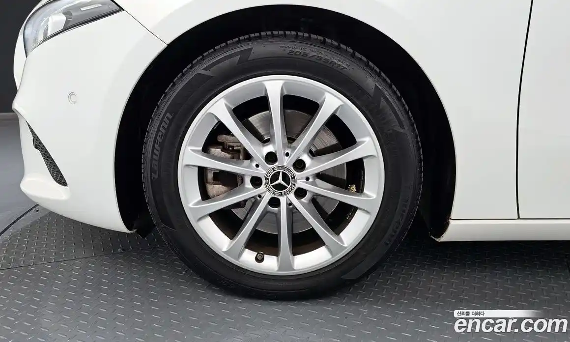 Mercedes-Benz A-Class 2020 2.0 Автомат в Москве № 466237, фото 5