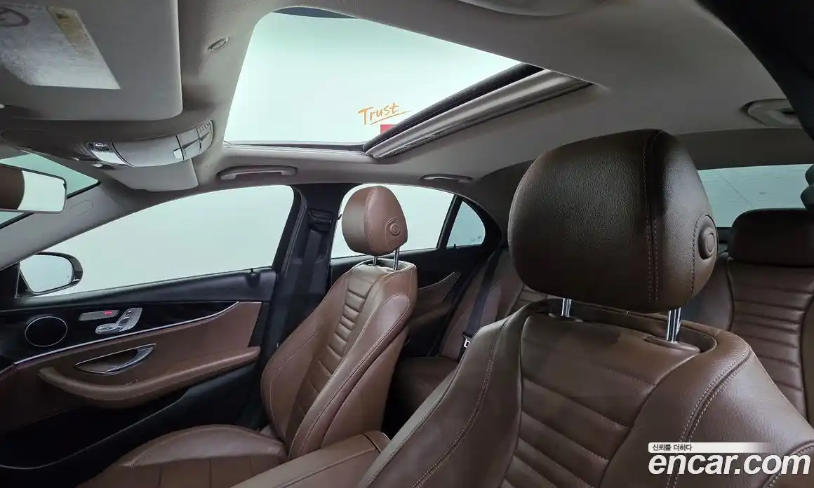 Mercedes-Benz E-Class 2017 1.9 Автомат в Москве № 467873, фото 19