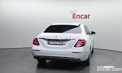 Mercedes-Benz E-Class 2017 1.9 Автомат в Москве № 467873, миниатюра 4