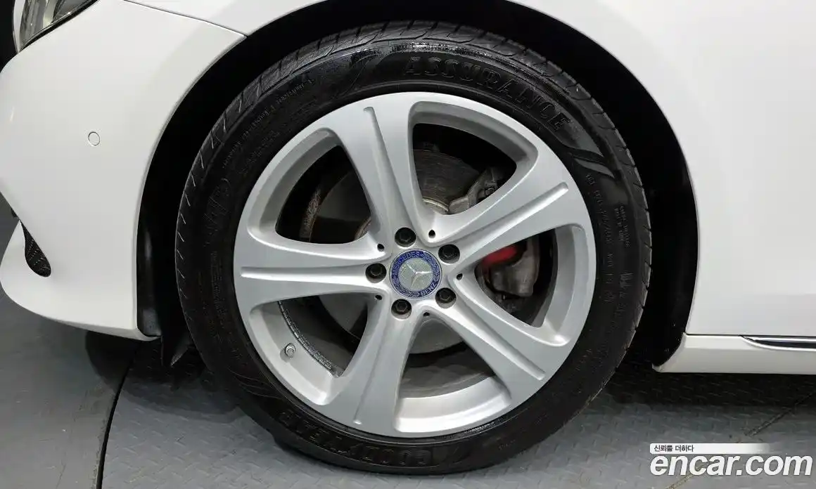 Mercedes-Benz E-Class 2017 1.9 Автомат в Москве № 467873, фото 5