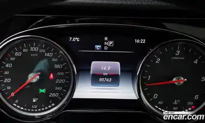 Mercedes-Benz E-Class 2017 1.9 Автомат в Москве № 467873, миниатюра 8