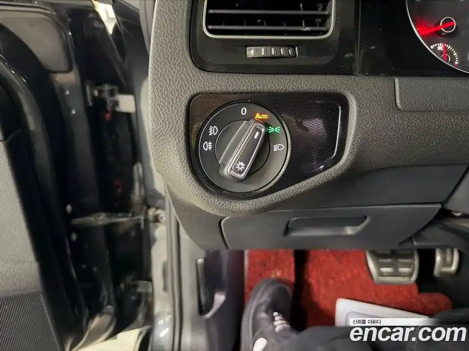 Volkswagen Golf 2015 2.0 Автомат в Москве № 472396, фото 13