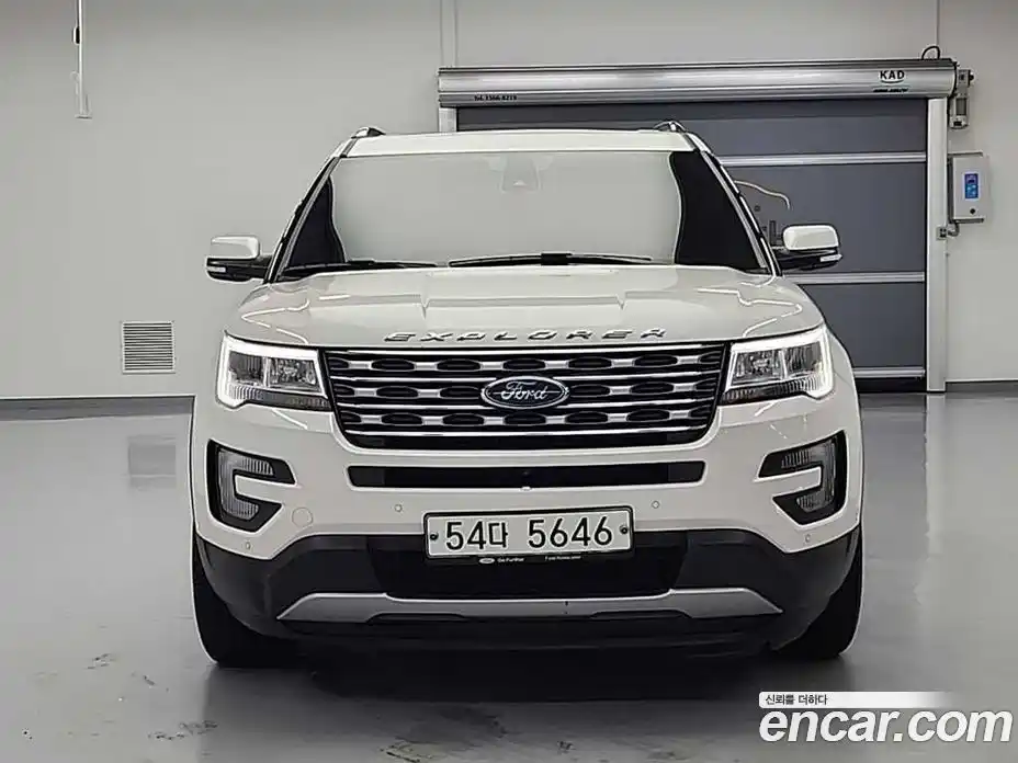 Ford Explorer 2017 2.3 Автомат в Москве № 473874, фото 2