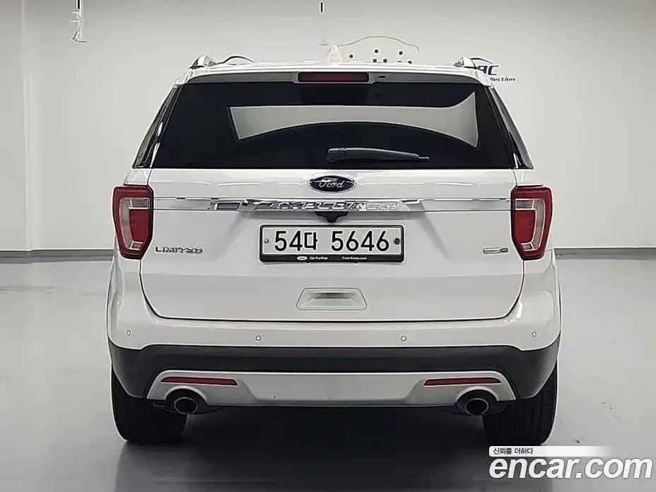 Ford Explorer 2017 2.3 Автомат в Москве № 473874, фото 3
