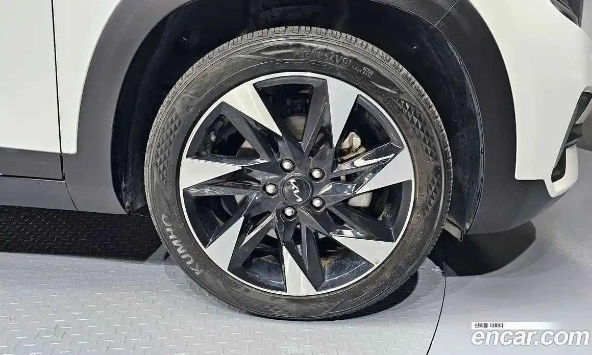 Kia Seltos 2023 1.6 Автомат в Москве № 556, фото 5