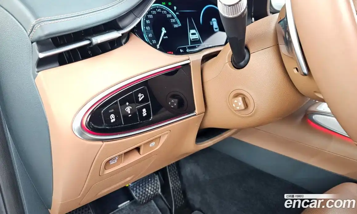 Genesis GV70 2024 2.5 Автомат в Москве № 58372, фото 3