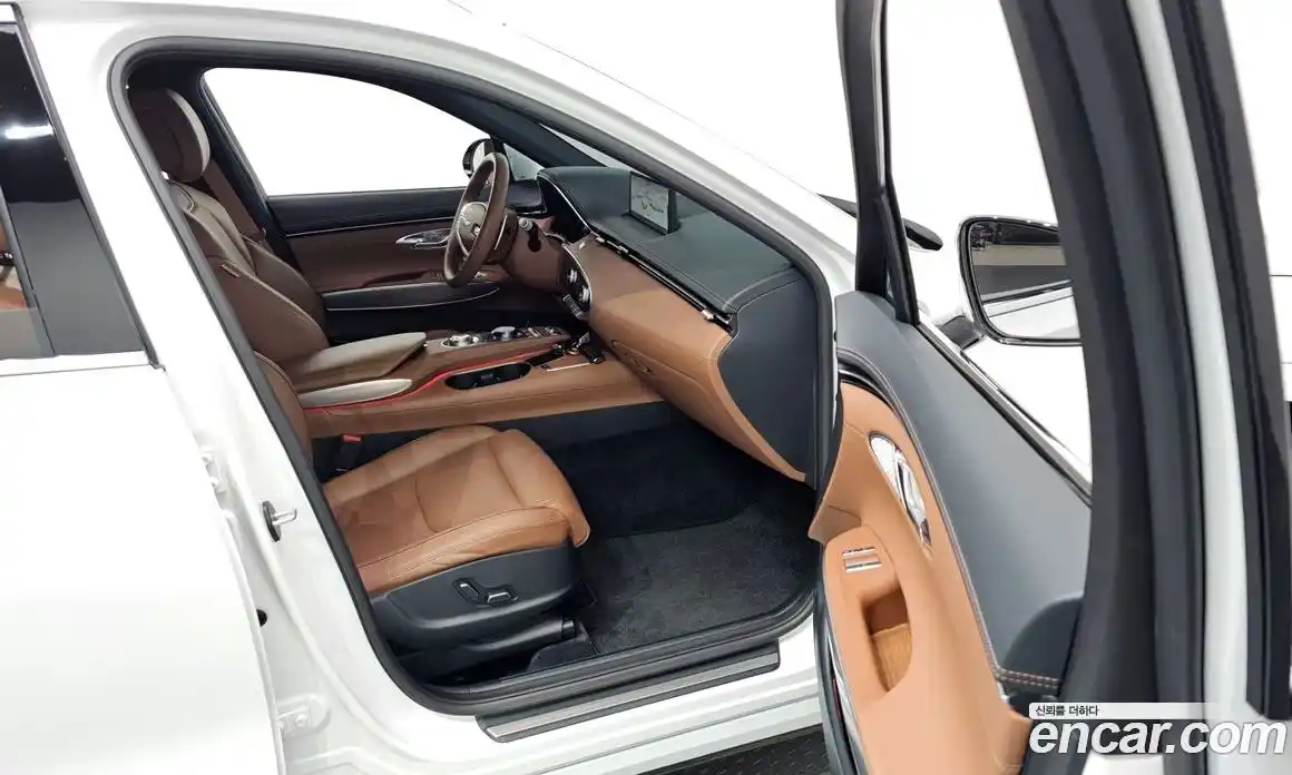 Genesis GV70 2024 2.5 Автомат в Москве № 58372, фото 9