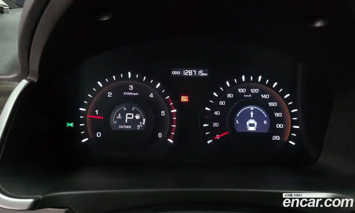 SsangYong Korando 2015 2.0 Автомат в Москве № 62067, фото 15