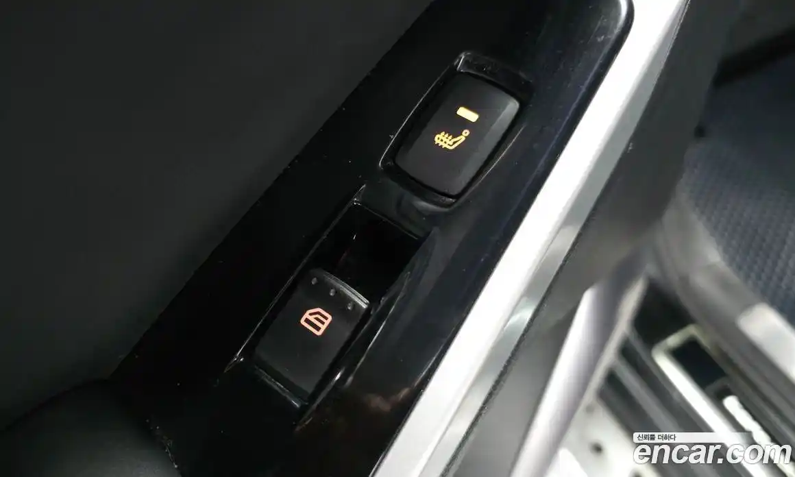 SsangYong Korando 2015 2.0 Автомат в Москве № 62067, фото 16