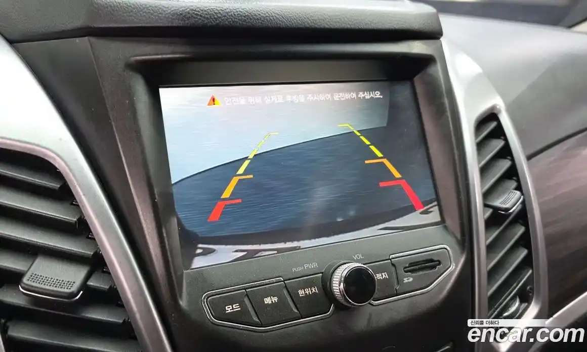 SsangYong Korando 2015 2.0 Автомат в Москве № 62067, фото 9