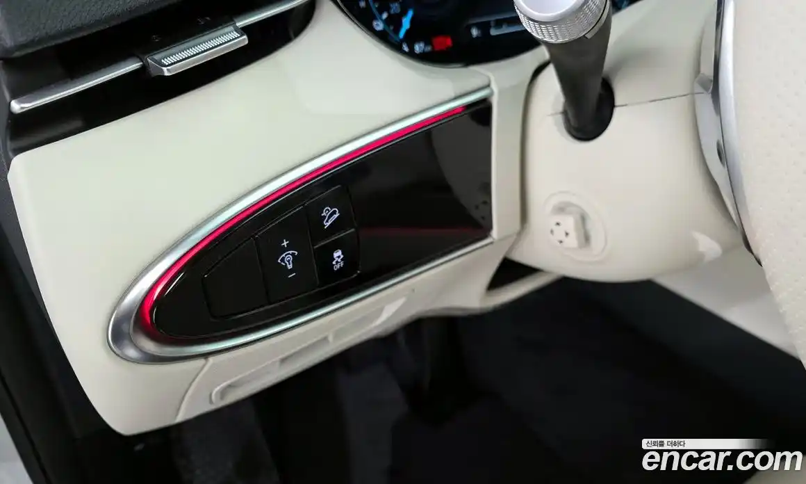 Genesis GV70 2024 0.1 Автомат в Москве № 76575, фото 17