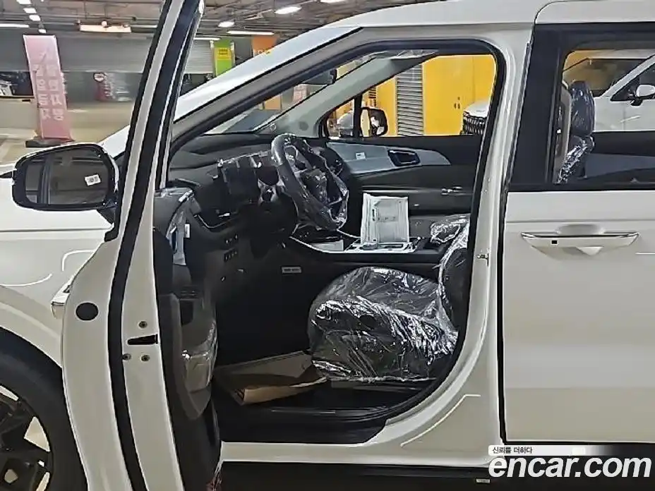 Kia Canival 2026 1.6 Автомат в Москве № 10302, фото 18