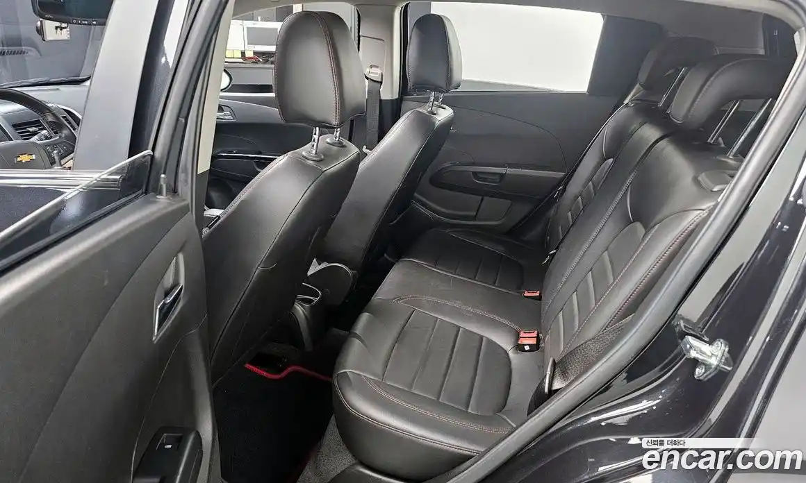 Chevrolet Aveo 2015 1.4 Автомат в Москве № 103695, фото 10