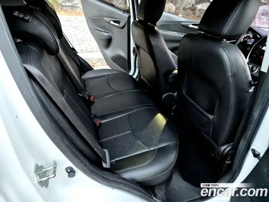 Chevrolet Spark 2016 1.0 Автомат в Москве № 104675, фото 13