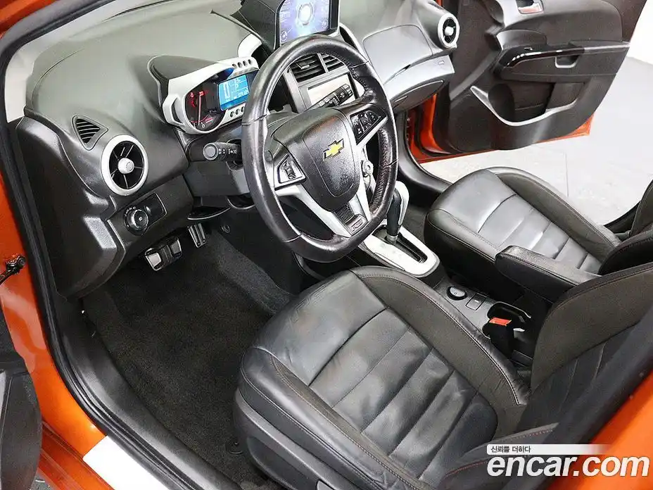 Chevrolet Aveo 2016 1.4 Автомат в Москве № 104943, фото 10