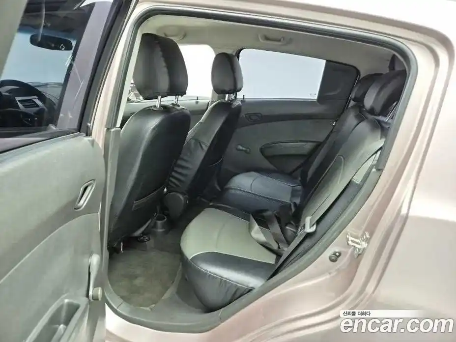 Chevrolet Spark 2012 1.0 Автомат в Москве № 105622, фото 12