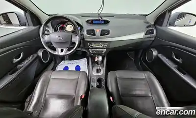 Renault SM3 2017 1.6 Автомат в Москве № 106500, миниатюра 5