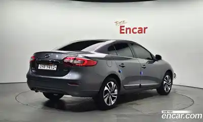 Renault SM3 2017 1.6 Автомат в Москве № 106500, миниатюра 9