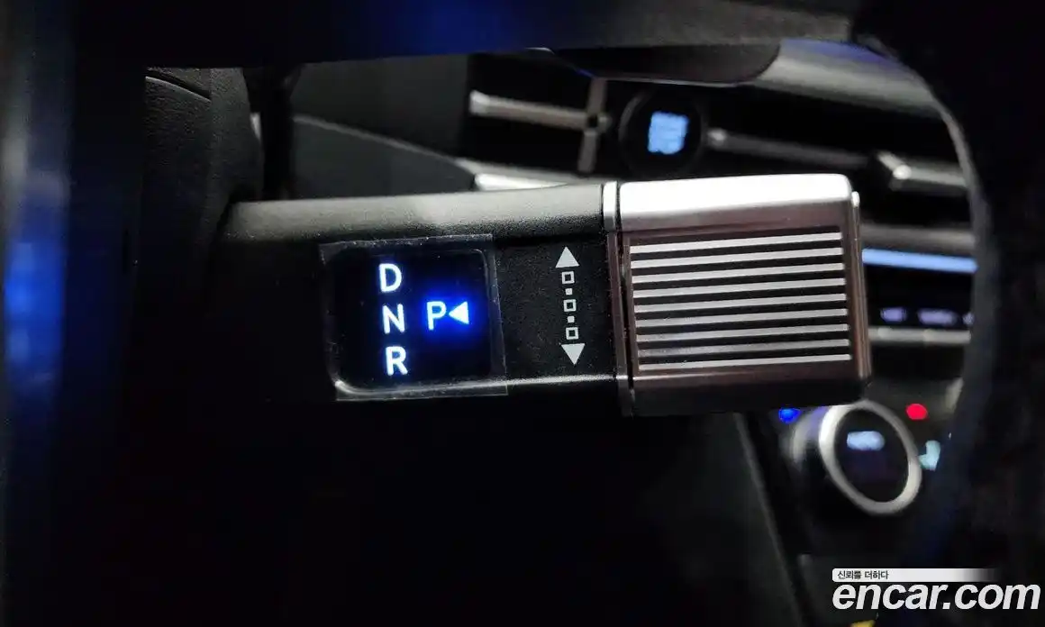 Hyundai Santa Fe 2024 1.6 Автомат в Москве № 107792, фото 14