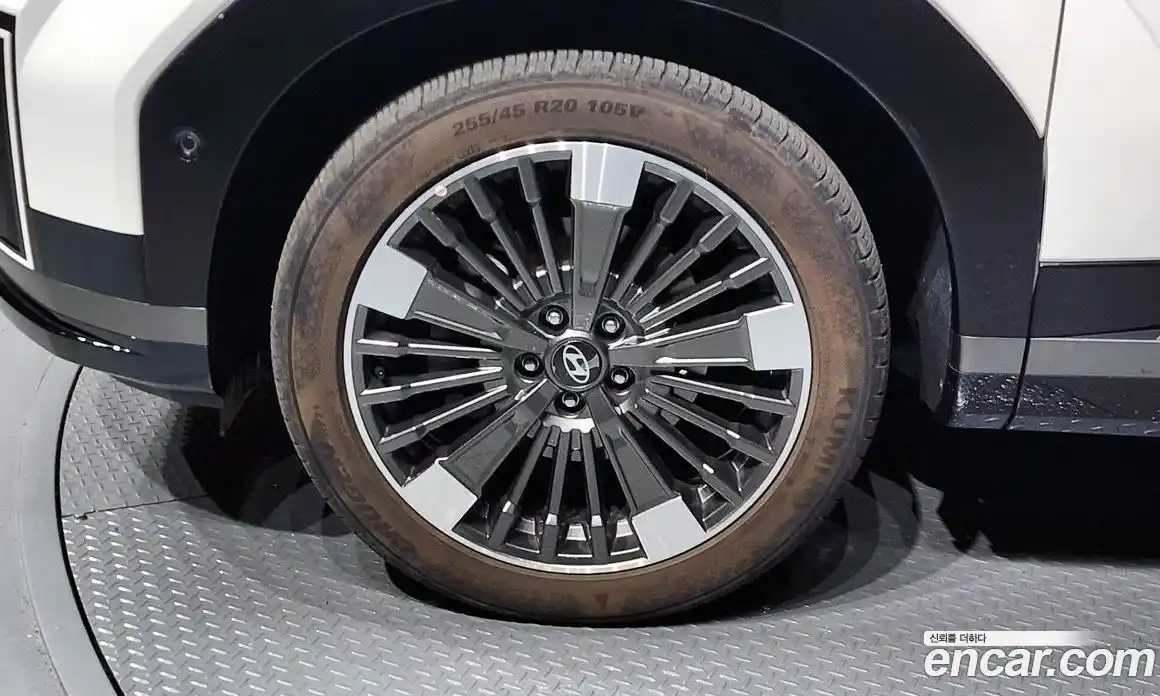 Hyundai Santa Fe 2024 1.6 Автомат в Москве № 107792, фото 5