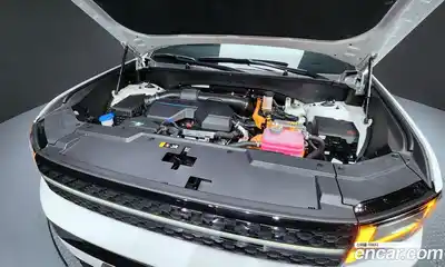 Hyundai Santa Fe 2024 1.6 Автомат в Москве № 107792, миниатюра 6