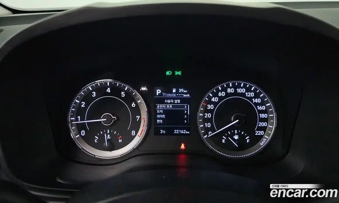 Hyundai Venue 2022 1.6 Автомат в Москве № 108745, фото 8