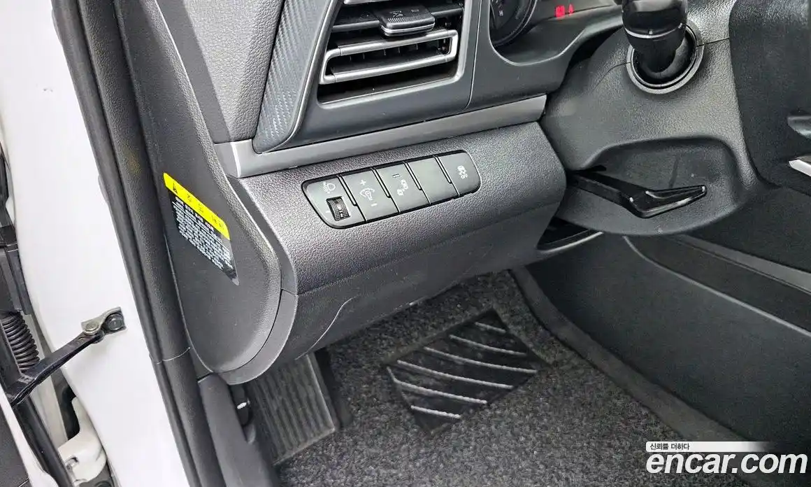 Hyundai Avante 2019 1.6 Автомат в Москве № 108898, фото 14