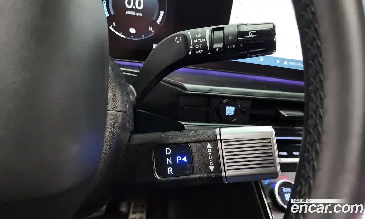 Hyundai Santa Fe 2024 1.6 Автомат в Москве № 112238, фото 3