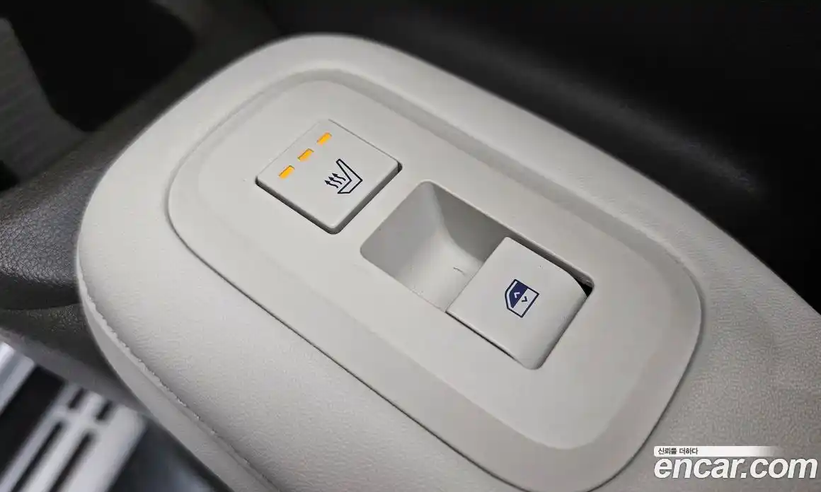 Hyundai Santa Fe 2024 1.6 Автомат в Москве № 112569, фото 11