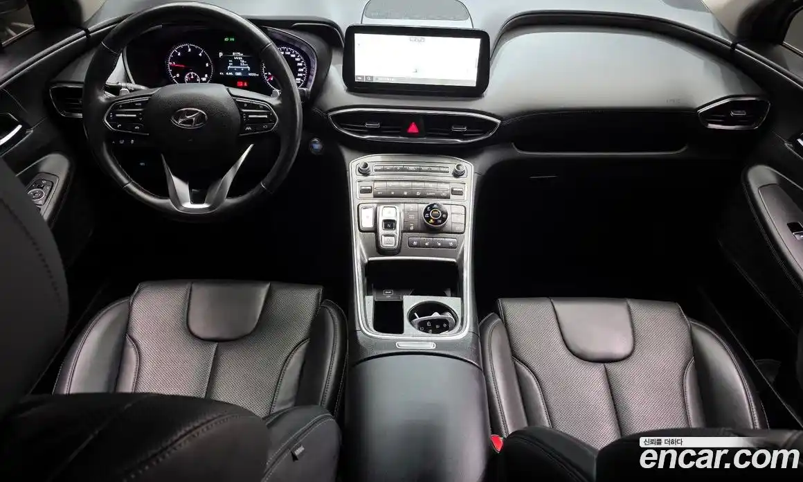 Hyundai Santa Fe 2023 2.2 Автомат в Москве № 112633, фото 11