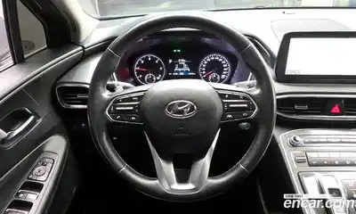 Hyundai Santa Fe 2023 2.2 Автомат в Москве № 112633, миниатюра 2