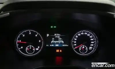 Hyundai Santa Fe 2023 2.2 Автомат в Москве № 112633, миниатюра 3