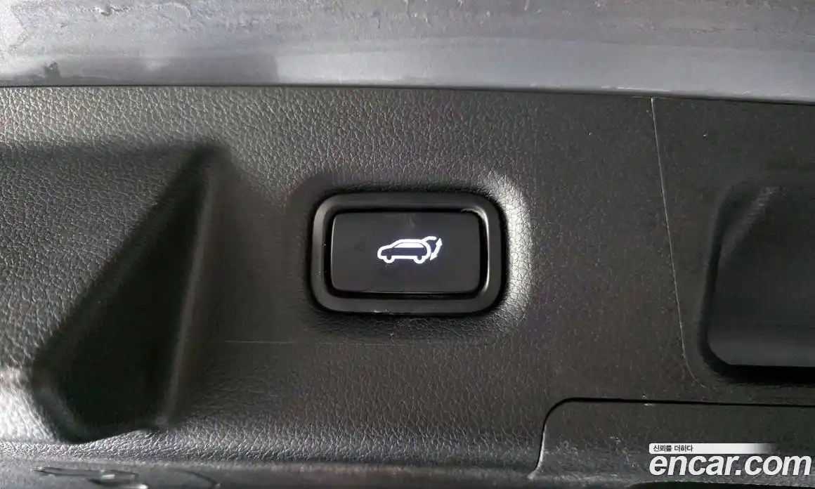 Hyundai Santa Fe 2023 2.2 Автомат в Москве № 112633, фото 8