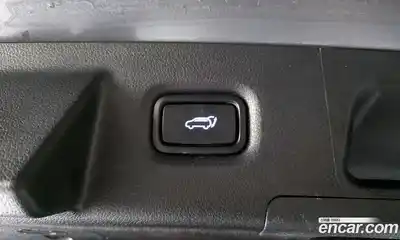 Hyundai Santa Fe 2023 2.2 Автомат в Москве № 112633, миниатюра 8