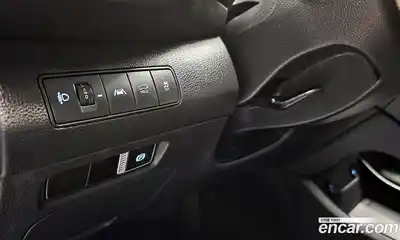 Hyundai Santa Fe 2023 2.2 Автомат в Москве № 112633, миниатюра 10